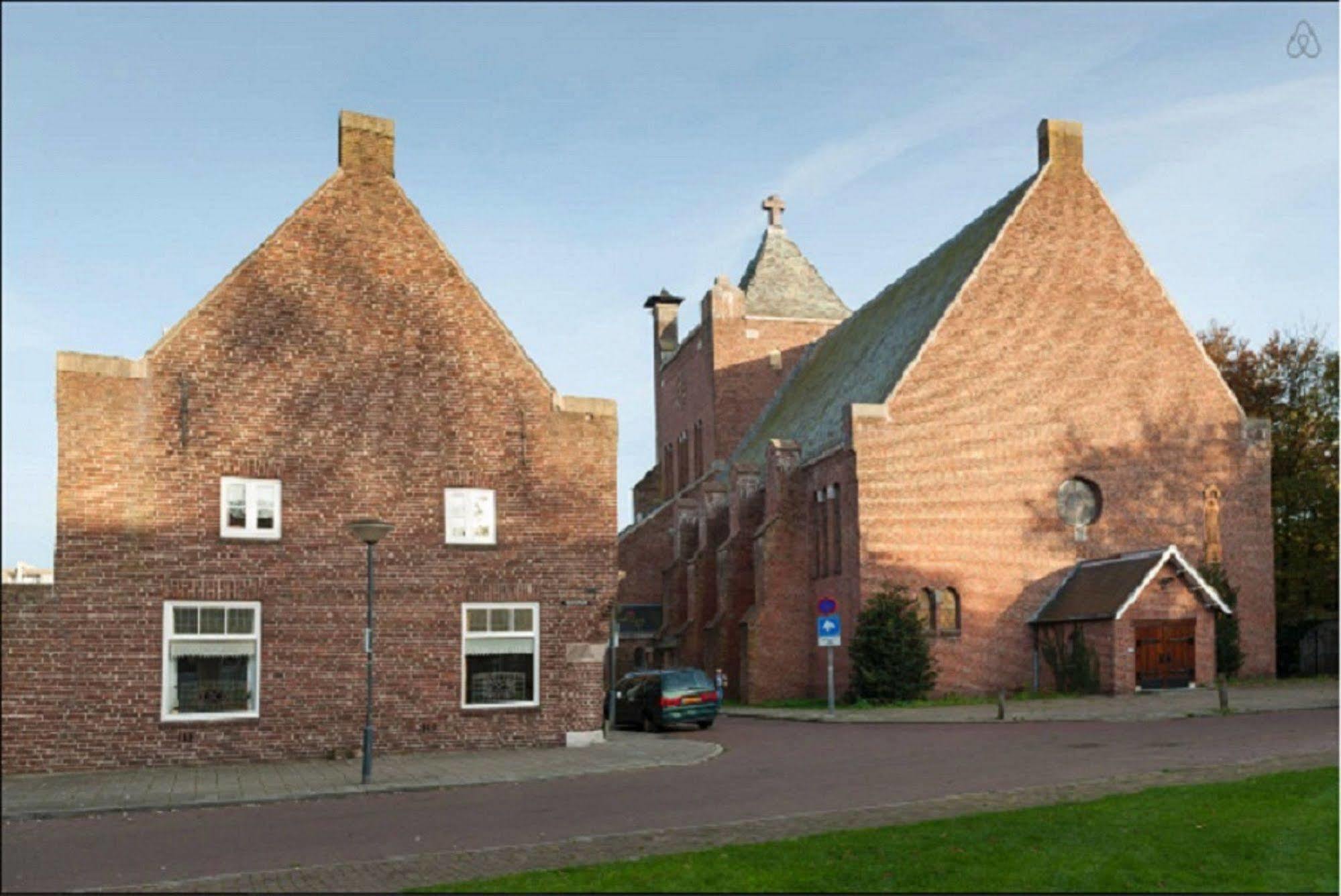 Marienhof * Vught